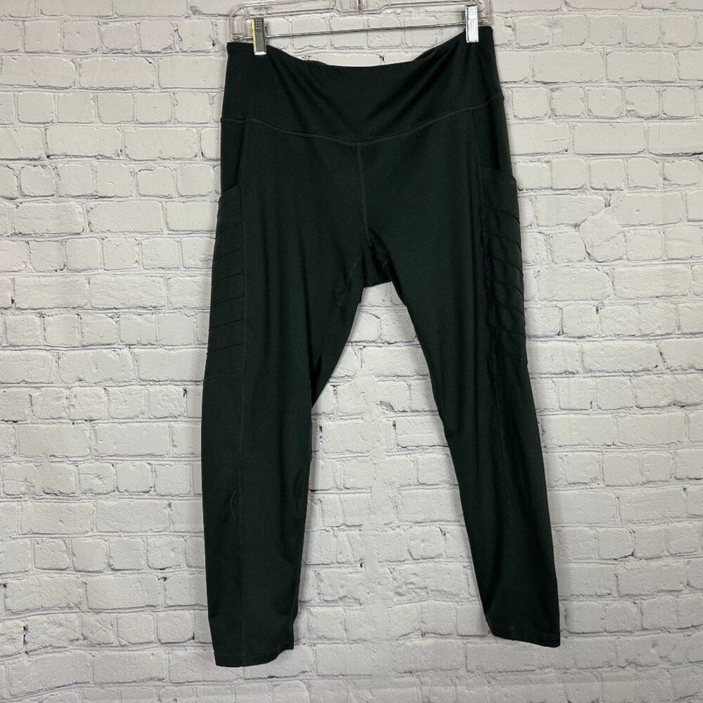 ZELLA - Women's Crop Sage Green Legging